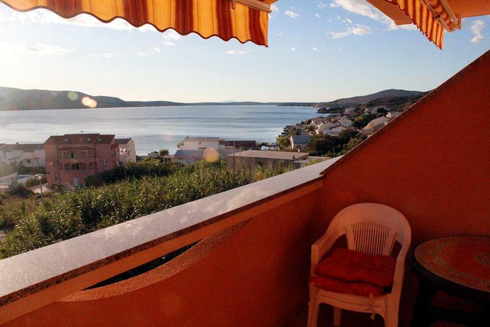 Apartmani Zeljko Metajna Luaran gambar
